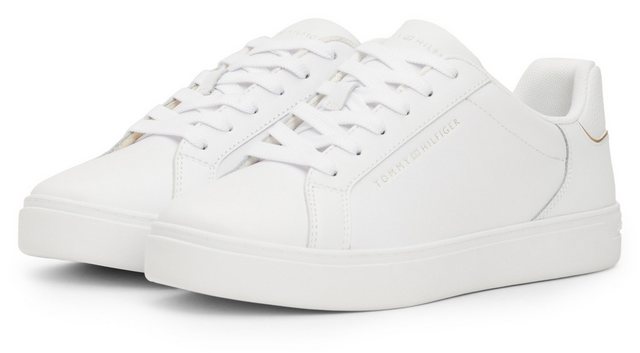 Tommy Hilfiger ESSENTIAL COURT SNEAKER Plateausneaker, Freizeitschuh, Halbschuh, Schnürschuh mit Logoprägung (weiß)