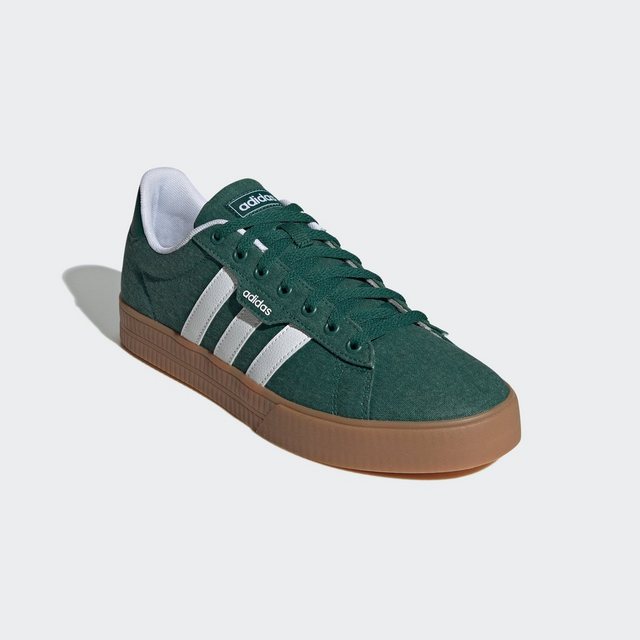 adidas Sportswear DAILY 3.0 Sneaker (Collegiate Green / Cloud White / Gum10)